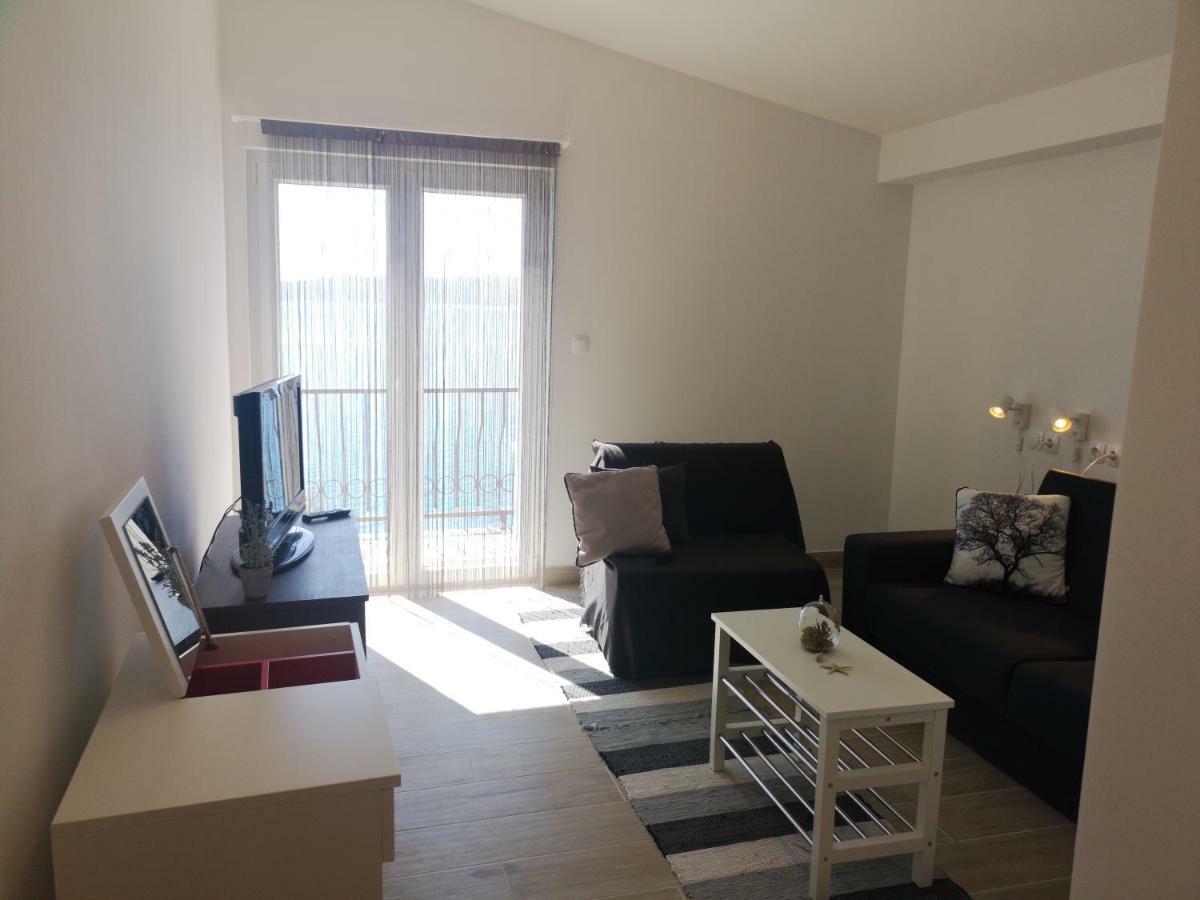 Apartman Studio Kod Ujevica Башка-Вода Экстерьер фото