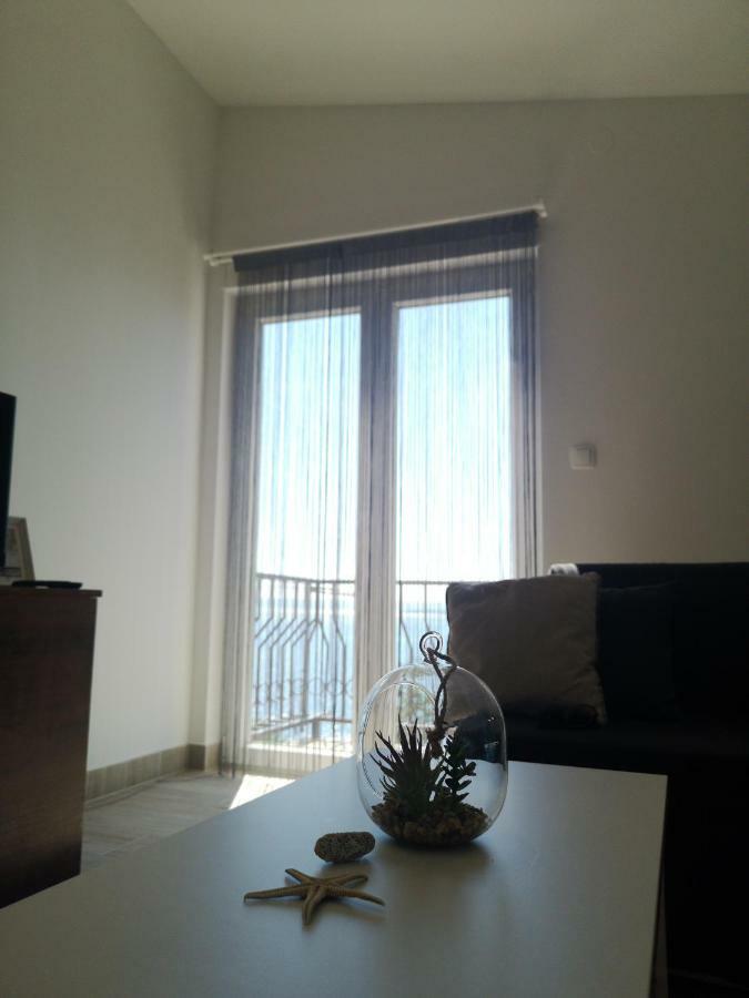 Apartman Studio Kod Ujevica Башка-Вода Экстерьер фото
